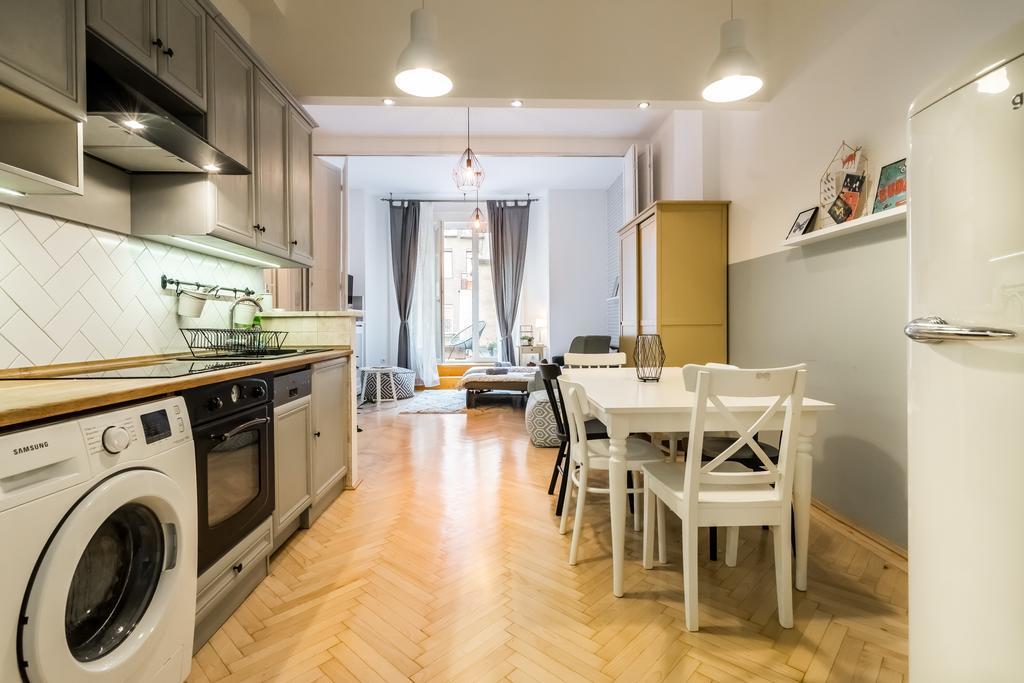 Bpr Charming Design Apartment With Balcony, A/C Budapest Exterior photo
