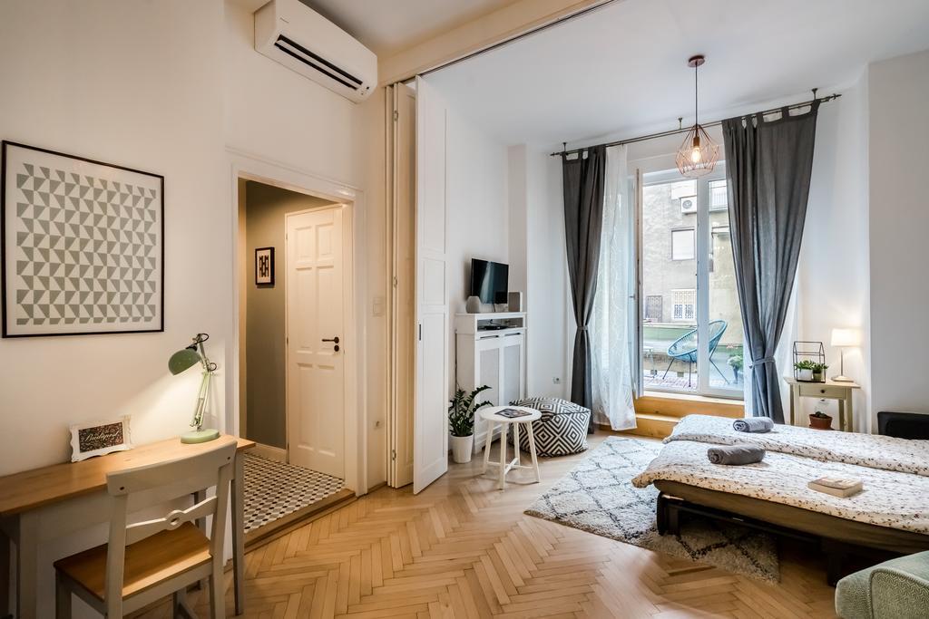 Bpr Charming Design Apartment With Balcony, A/C Budapest Exterior photo